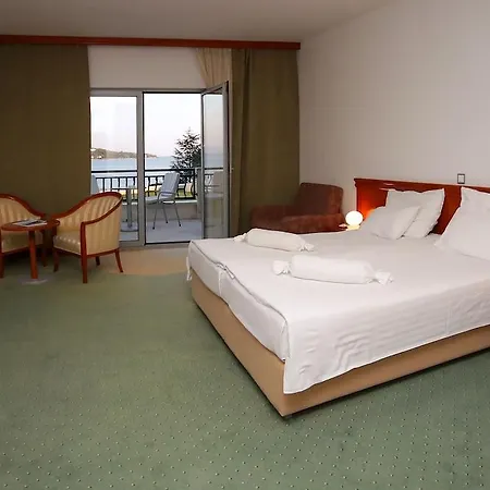 Radin Hotel 4*