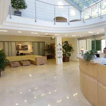 Radin Hotel 4*
